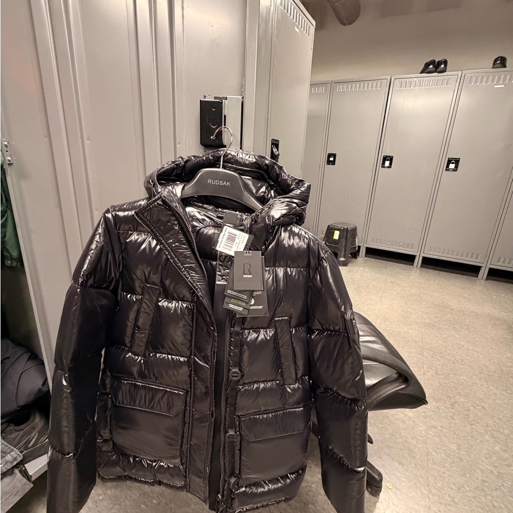 RUDSAK Sleek Black Outerwear - Picture 5 of 7